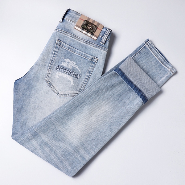 ブランドジーンズ側面デザイン